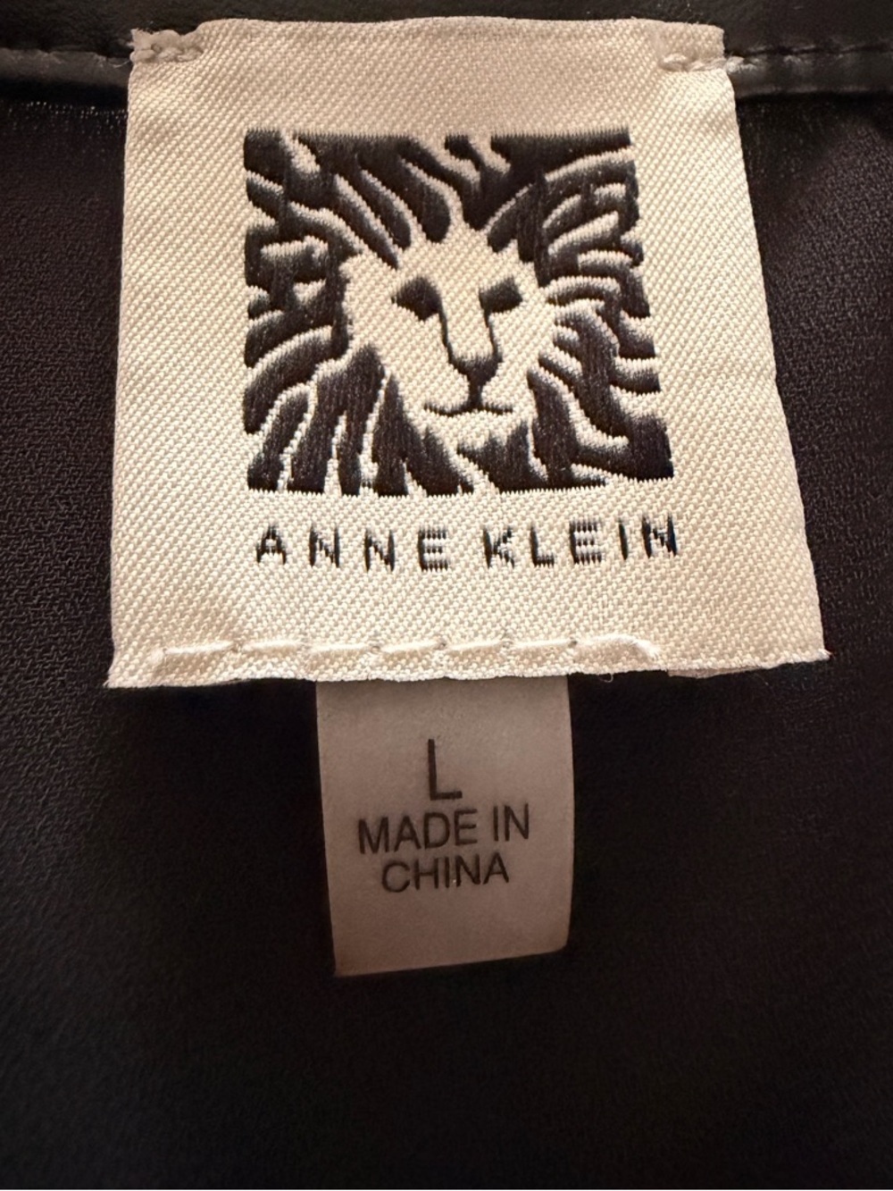 Anne Klein Career Long Sleeve Split V-Neck Top Leatherette Trim - Picture 5 of 7